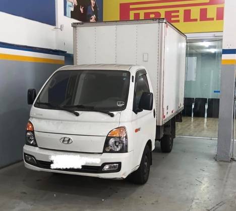 HYUNDAI HR 2.5 LONGO SEM CAÇAMBA 4X2 16V 130CV TURBO INTERCOOLER DIESEL 2P MANUAL